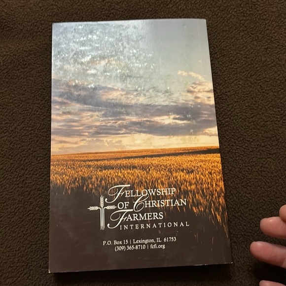 New Testament a marked edition paper back Bible - Picture 2 of 3